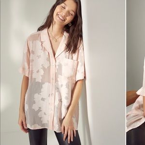 NWT aritzia blouse